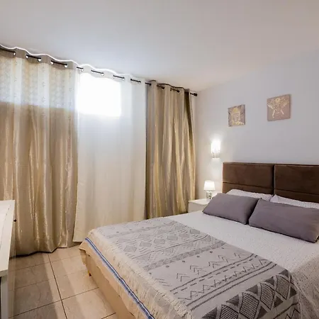 Great Location 1 Bedroom Apartament *