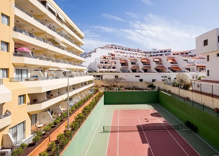 Great Location 1 Bedroom * 阿德耶