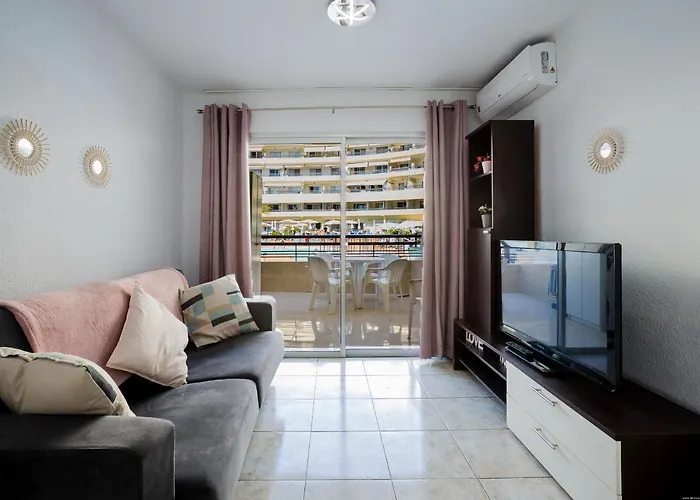 Great Location 1 Bedroom *